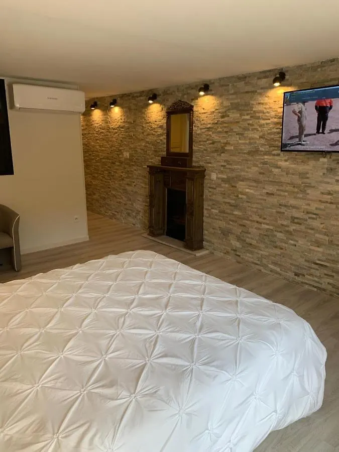 Marseille City Chambres&Appartements 3*,