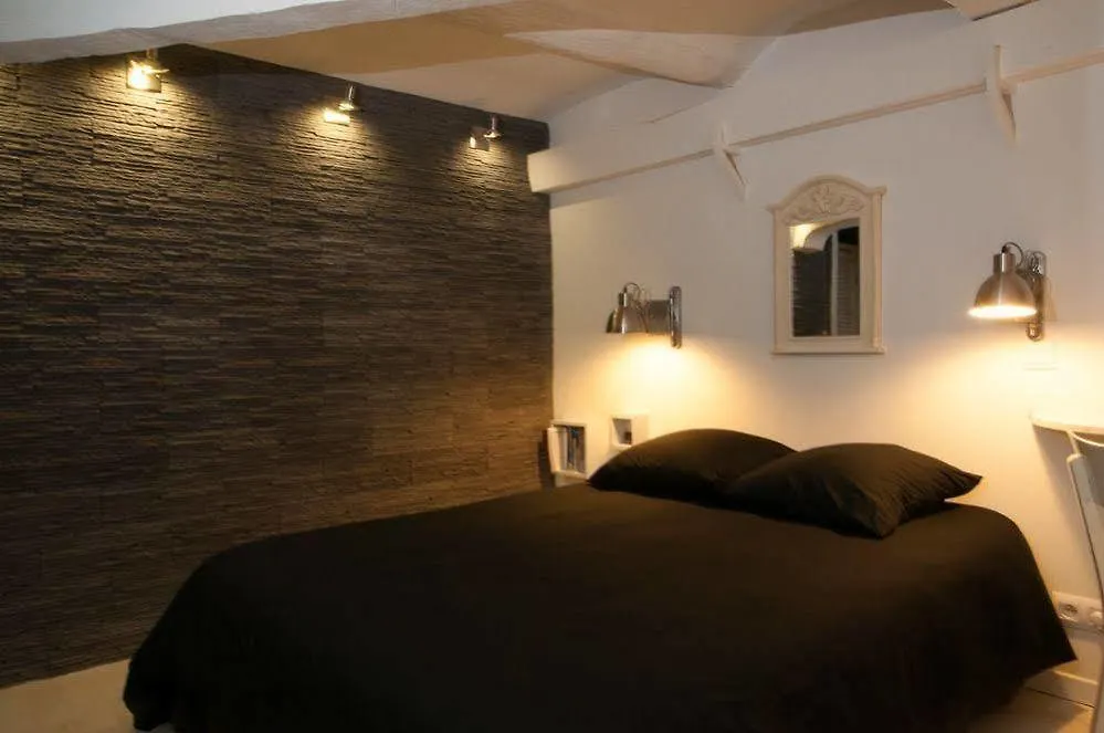 Marseille City Chambres&Appartements Guest house