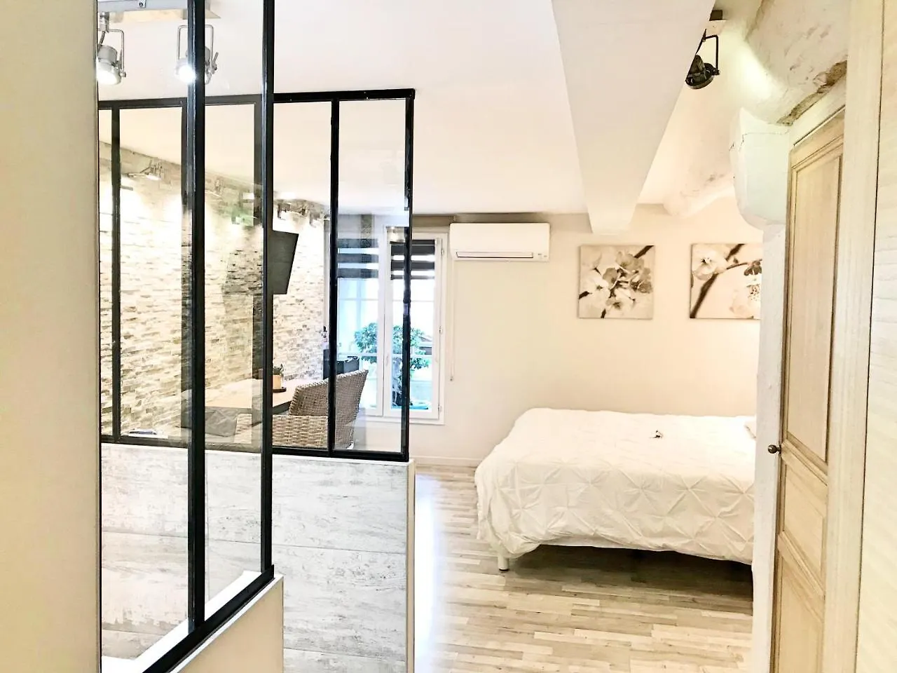Marseille City Chambres&Appartements Guest house